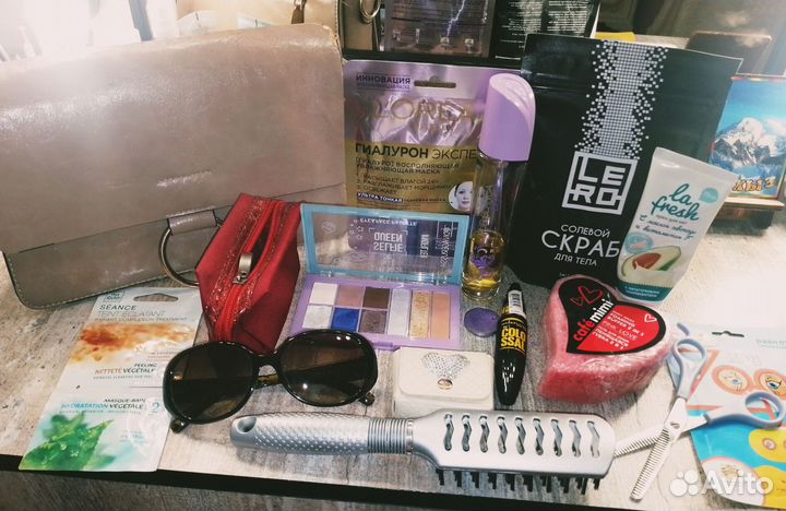 Большой набор косметики, аксессуаров, цена за всё