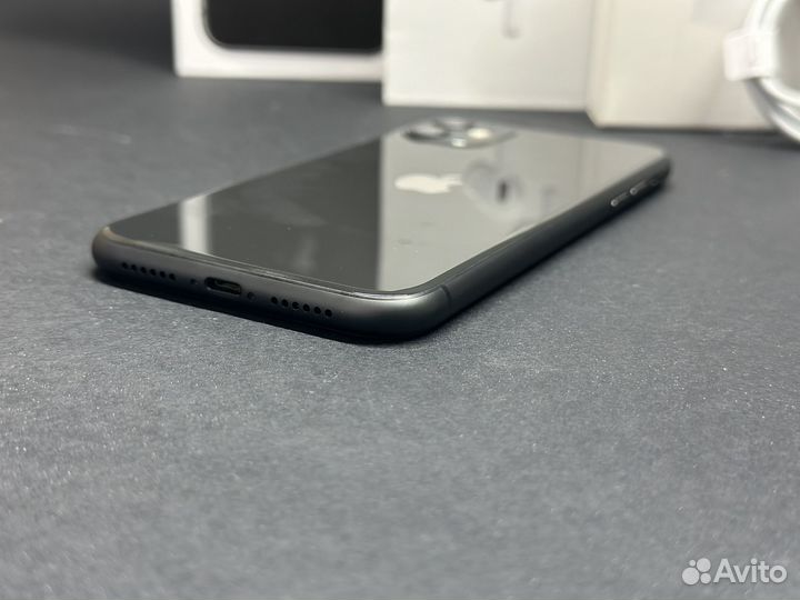 iPhone 11, 256 ГБ