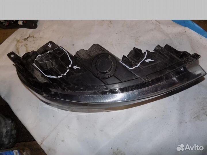 Фара левая Sportage 2010-2015
