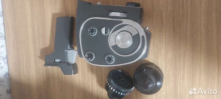 Кинокамера Кварц 2*8S-1М, СССР