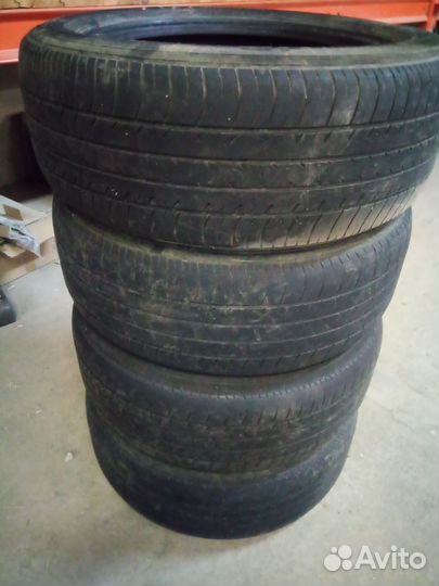 Yokohama dB Decibel E70B 215/55 R17