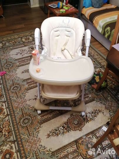 Стульчик для кормления