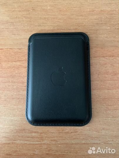 Картхолдер apple