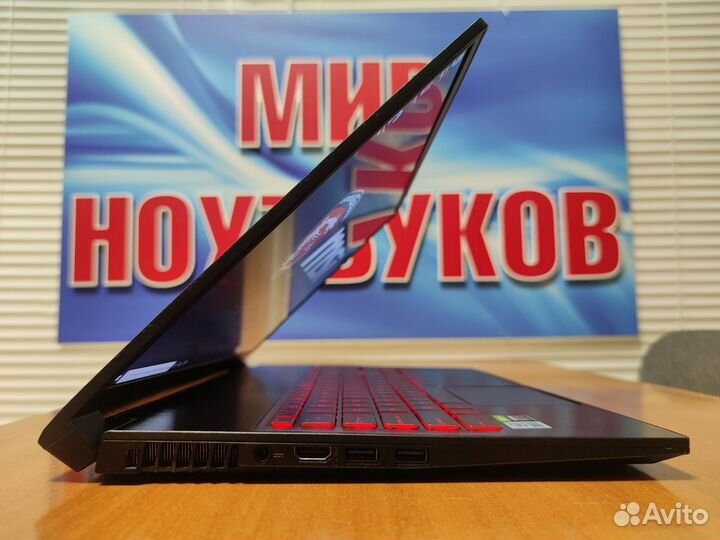 Ноутбук игровой MSI / RTX 3050 /17