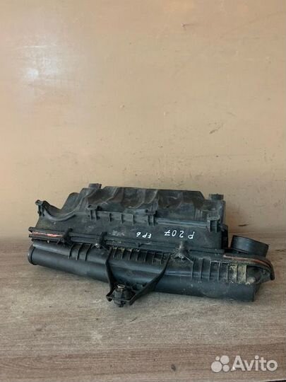 Корпус воздушного фильтра Peugeot 207 Citroen C4 1