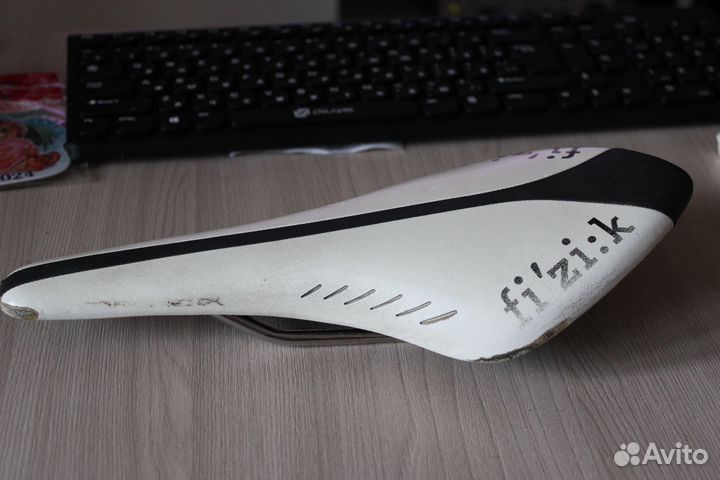 Седло для велосипеда Fizik Arione cx