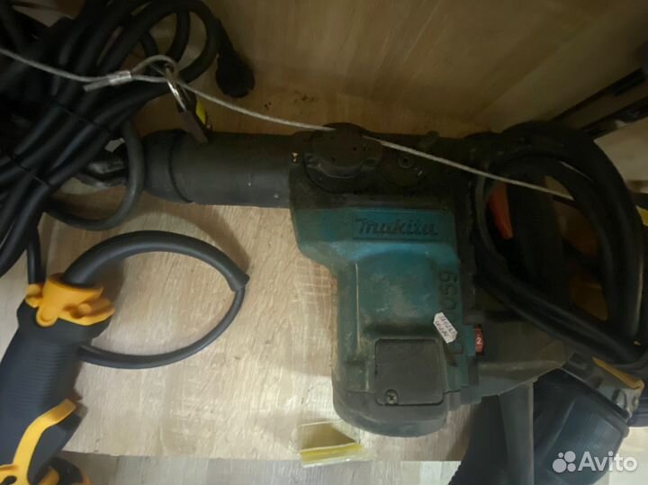 Makita HR3000C Перфоратор