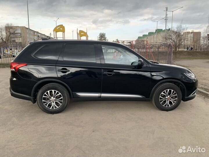 Mitsubishi Outlander 2.0 CVT, 2017, 165 000 км