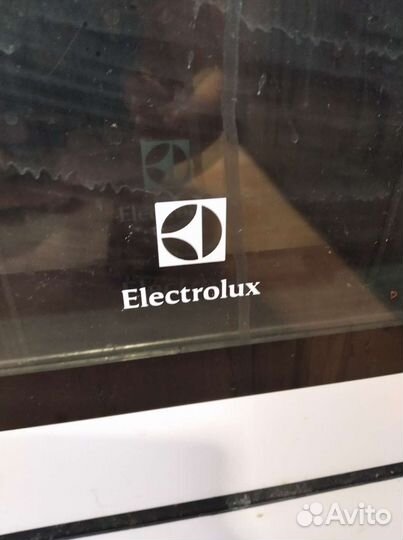 Плита электрическая Electrolux стеклокерамика
