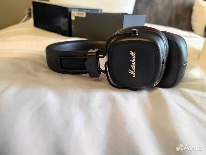 Беспроводные наушники Marshall major 4