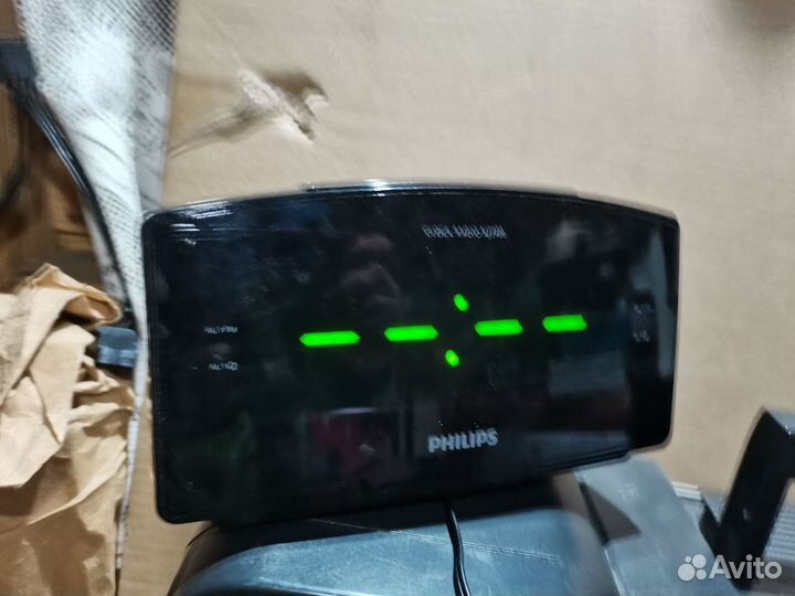 Часы радио будильник philips aj3400