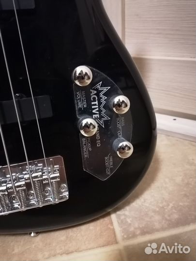 Басс гитара 5 струн