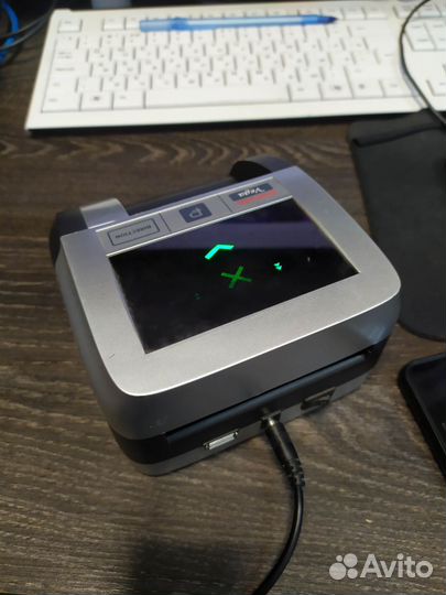 Детектор банкнот Docash Vega