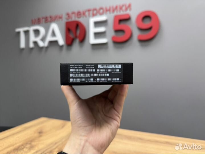 Samsung Galaxy S24 Ultra, 12/256 ГБ