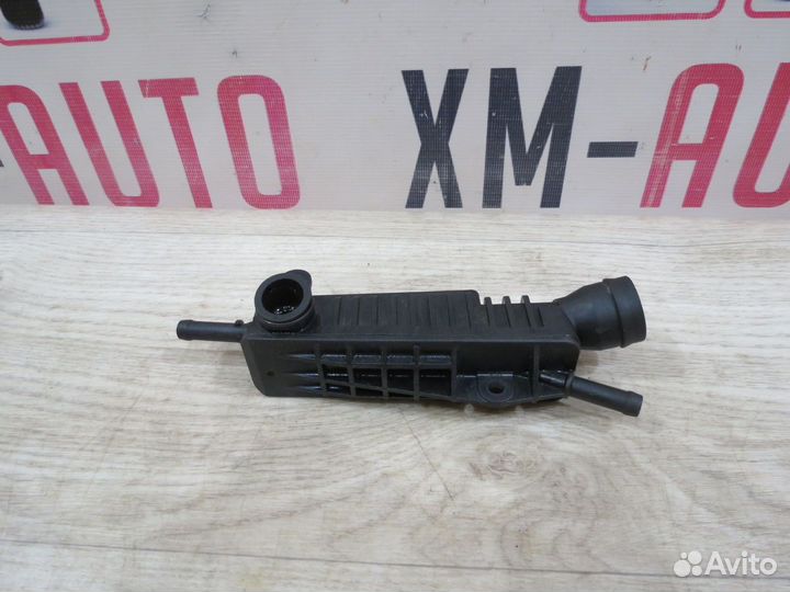 Патрубок вентиляции Volkswagen Polo