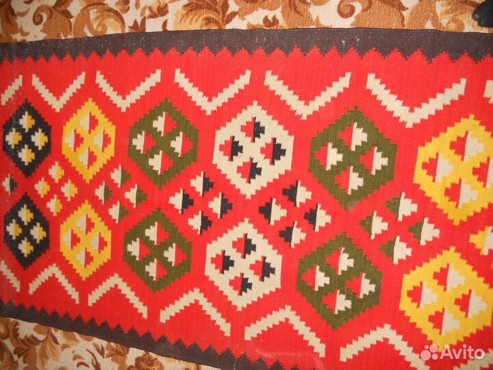 Палас, ковер