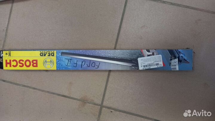 Щетка стеклоочистителя задняя Bosch