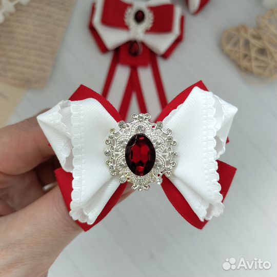 Бантики и галстук ручной работы