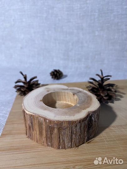 Подсвечник из можжевельника