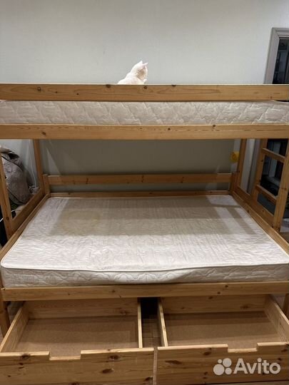 Двухъярусная кровать дерево б/у
