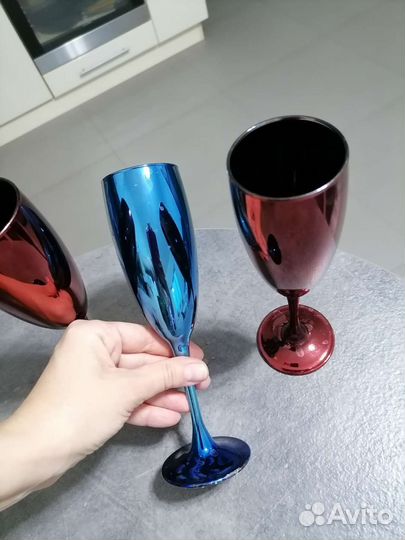 Бокалы для шампанского цветные