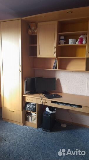 Письменный стол со шкафами и полками бу
