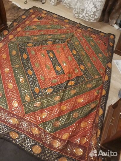 Покрывало или ковёр настенный