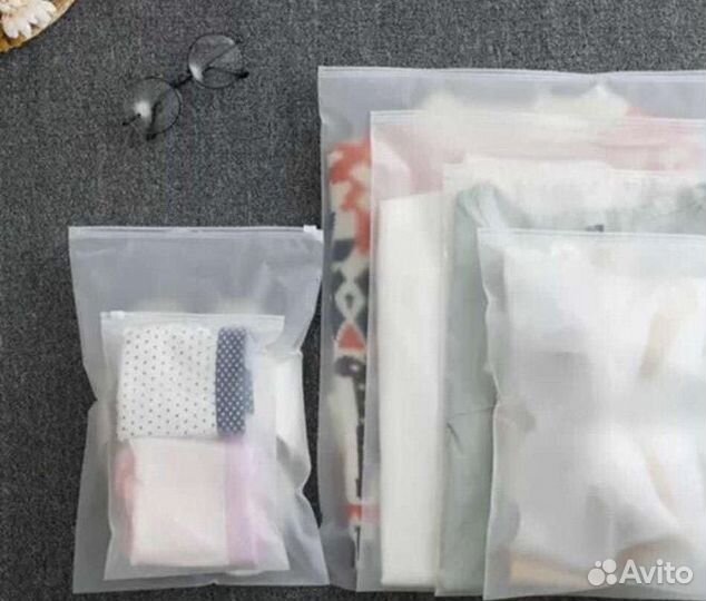 Пакеты упаковочные матовые с отверстием