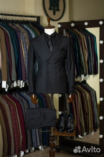 Мужской классический костюм