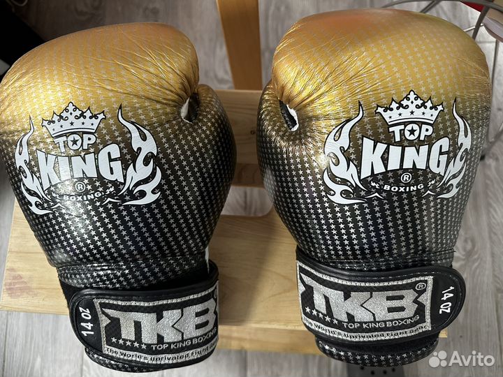 Боксерские перчатки TOP king
