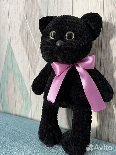 Игрушка вязаная кот ручная работа