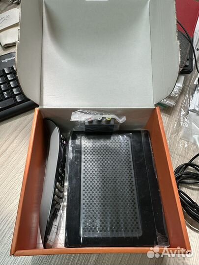 Продам комплект wi fi роутер и тв приставку