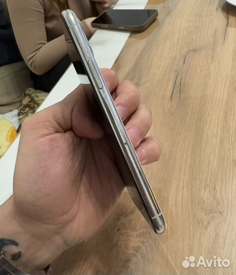 iPhone 11 Pro, 512 ГБ