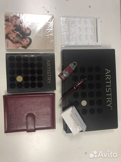 Набор премиум аксессуаров Artistry (Амвей)