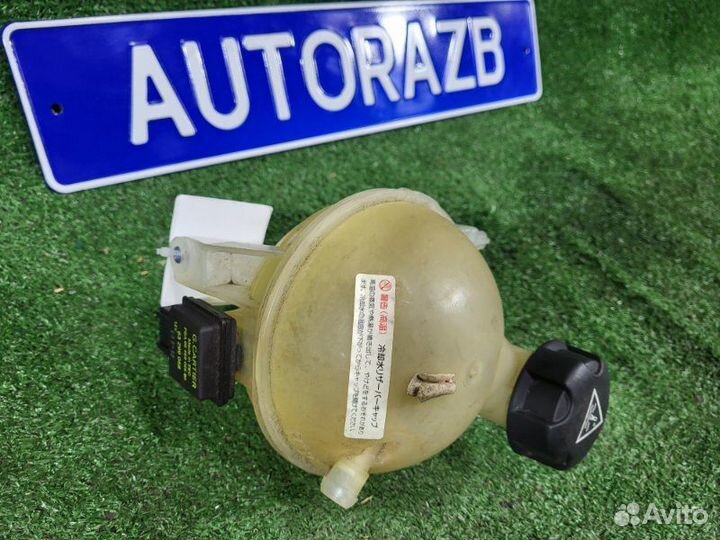 Бачок расширительный Peugeot 308 Sw универсал