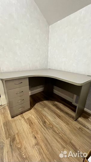 Письменный стол бу