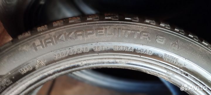 Nokian Tyres Hakkapeliitta 8 235/45 R18 98T