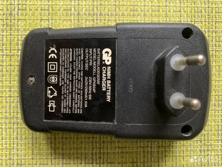 Зарядное устройство для аккумуляторных батареек