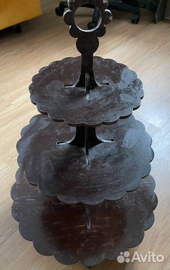 Трехярусная подставка под фрукты