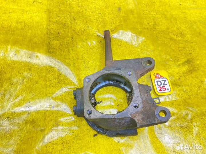 Поворотный кулак передний правый Suzuki Jimny 145368