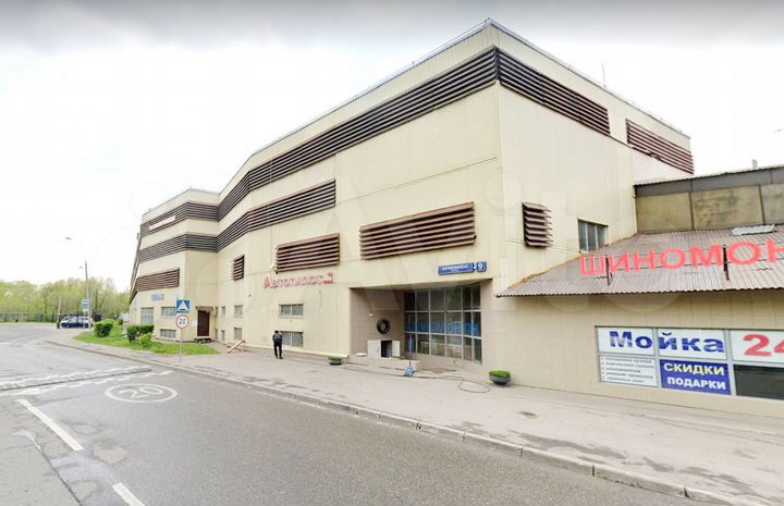 Комплекс сервисного обслуживания, 9861 м²