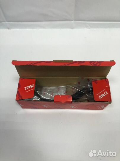 Наконечник рулевой левый TRW JTE1002