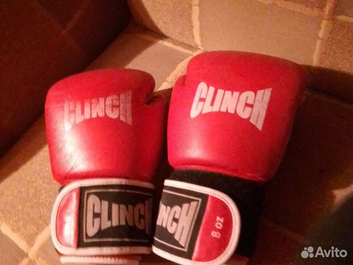 Боксерские перчатки