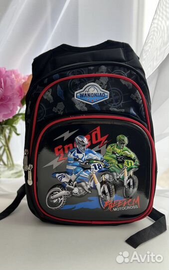 Рюкзак школьный ортопедический новый