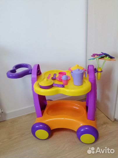 Сервировочный столик на колесиках складной