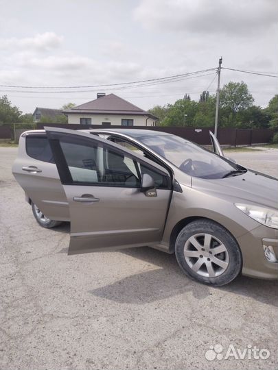 Peugeot 308 1.6 AT, 2011, 150 000 км