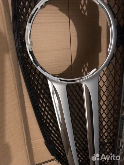 Оригинальная Решетка Mercedes С класс w205