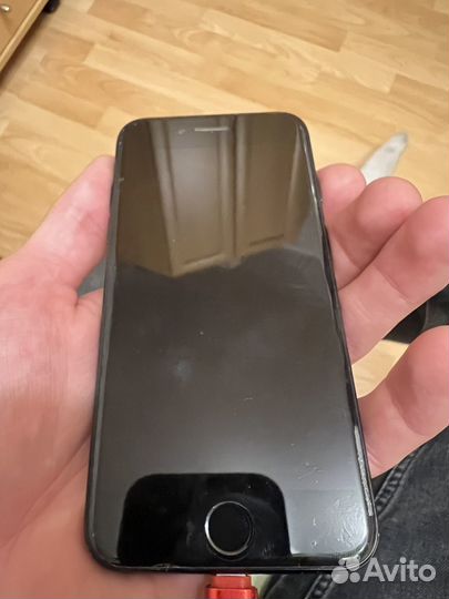 Телефон iPhone 7 32gb