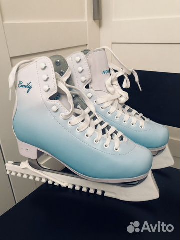 Коньки с ботинками для фигурного катания