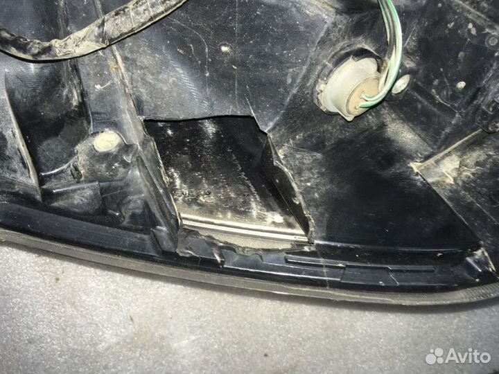 Фонарь задний задний левый Mazda 5 CR LFF7 2007